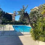 Juan-les-pins, 4 Pieces, 80m2, Luxe Piscine Tennis