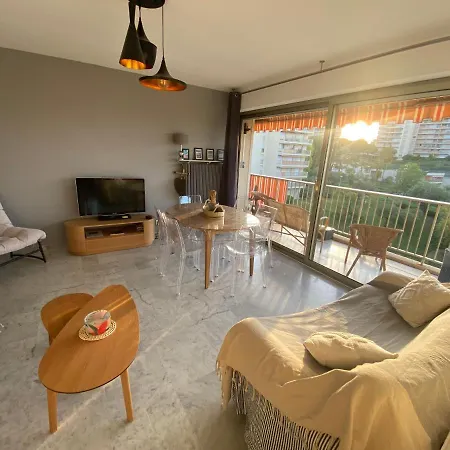 Juan-les-pins, 4 Pieces, 80m2, Luxe Piscine Tennis Apartmán