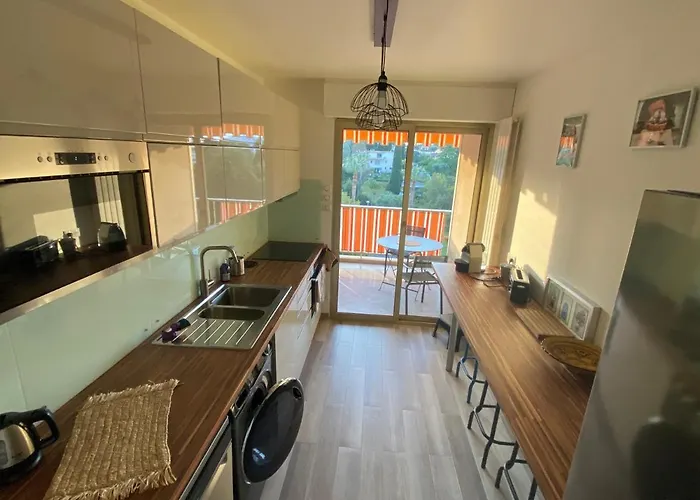 Juan-les-pins, 4 Pieces, 80m2, Luxe Piscine Tennis