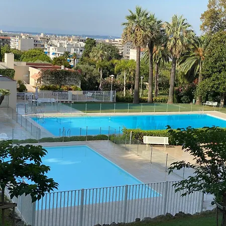 Juan-les-pins, 4 Pieces, 80m2, Luxe Piscine Tennis