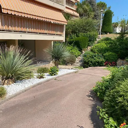 Juan-les-pins, 4 Pieces, 80m2, Luxe Piscine Tennis * 昂蒂布