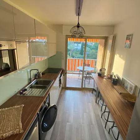 Juan-les-pins, 4 Pieces, 80m2, Luxe Piscine Tennis