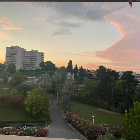 Juan-les-pins, 4 Pieces, 80m2, Luxe Piscine Tennis Apartment Antibes