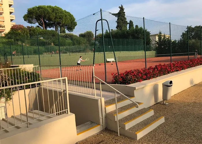 Juan-les-pins, 4 Pieces, 80m2, Luxe Piscine Tennis Antibes