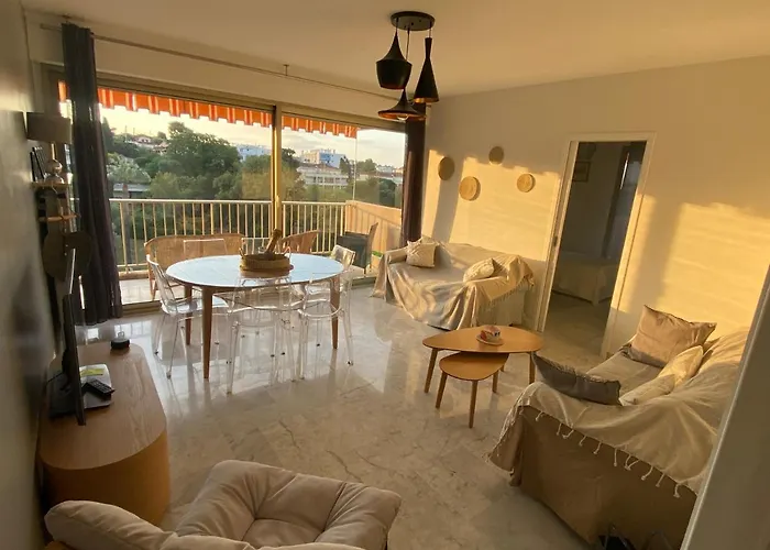 Juan-les-pins, 4 Pieces, 80m2, Luxe Piscine Tennis *