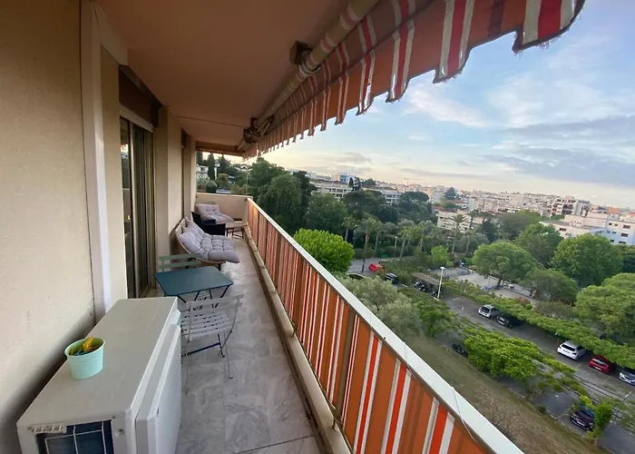 Juan-les-pins, 4 Pieces, 80m2, Luxe Piscine Tennis Apartment Antibes