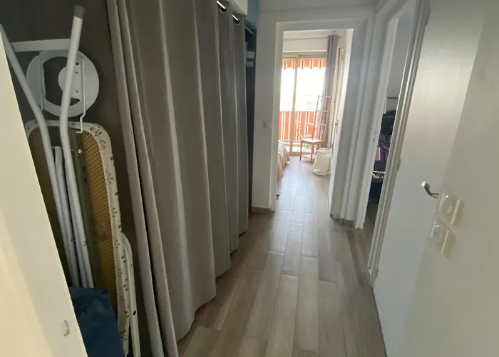 Juan-les-pins, 4 Pieces, 80m2, Luxe Piscine Tennis Apartment *