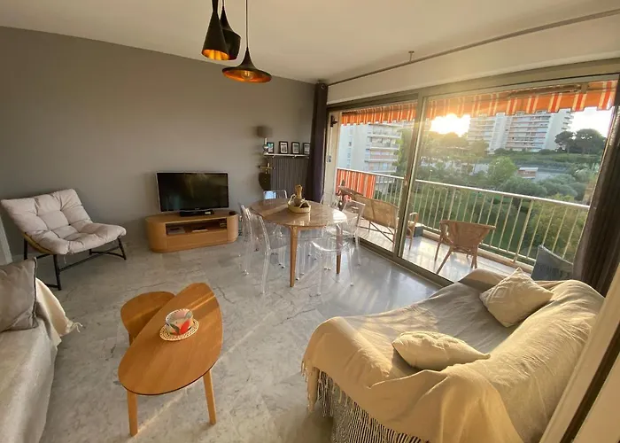 Juan-les-pins, 4 Pieces, 80m2, Luxe Piscine Tennis Apartamento