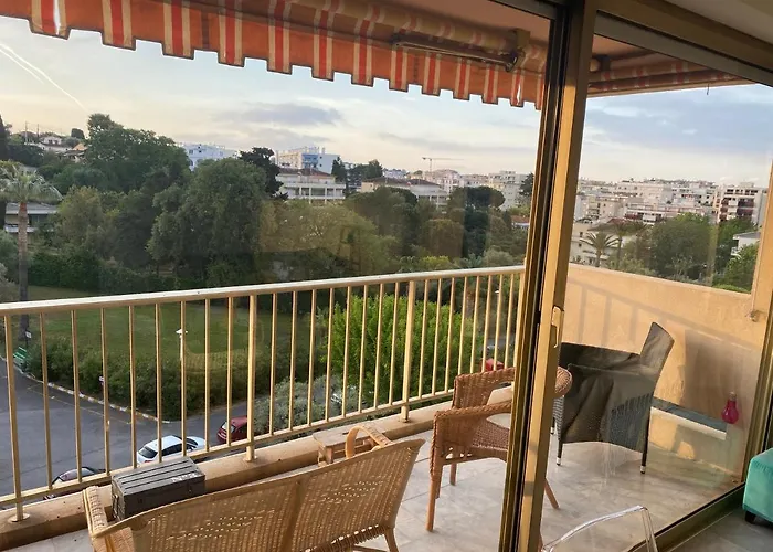 Juan-les-pins, 4 Pieces, 80m2, Luxe Piscine Tennis *