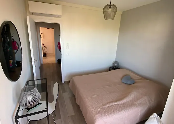 Juan-les-pins, 4 Pieces, 80m2, Luxe Piscine Tennis Apartment Antibes