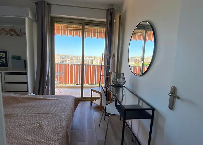 Juan-les-pins, 4 Pieces, 80m2, Luxe Piscine Tennis * Antibes